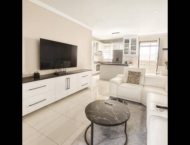 2 BEDROOM APARTMENT FOR SALE IN UMHLANGA CENTRAL
